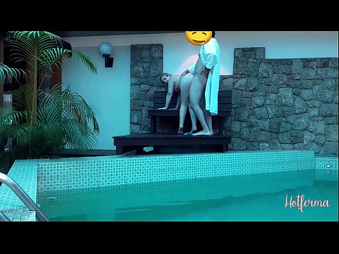 ❤️ O xefe invita a criada á piscina, pero non puido resistirse a un quente ️ Porno fb a nós gl.xxxsexjav.ru ️❤